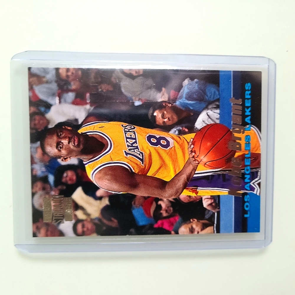 96-97 Topps Stadium Kobe Bryant Rookie Card #R12